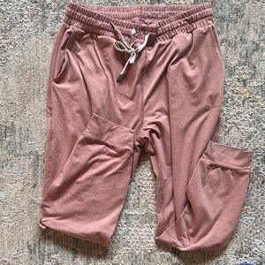 Vuori Women’s Jogger Pants - Pink